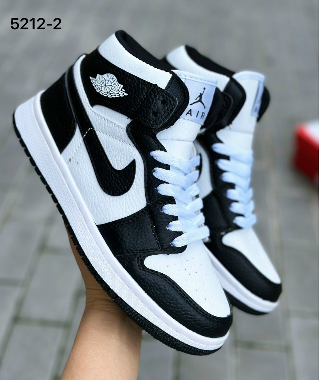кроссовки,джорданы кроссовки черные с белым,кроссовки nike air jordan 1 mid white shadow,кроссовки nike air jordan 1,nike air jordan 1 mid