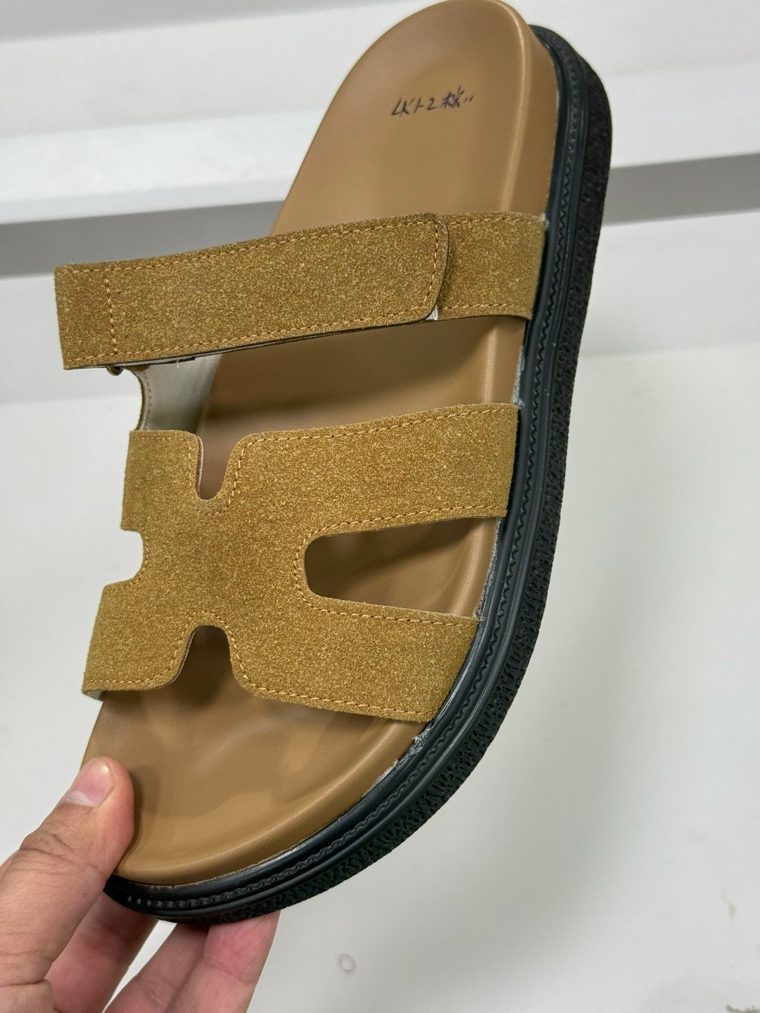 шлепанцы hermes,шлепки hermes,шлепанцы hermes chypre,шлепки hermes женские,сандалии hermes