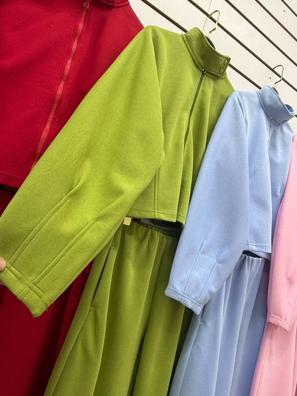 костюм оверсайз,костюм спортивный женский оверсайз livin'looks,женский костюм на флисе,женский спортивный костюм на флисе,костюм оверсайз c начесом ari store