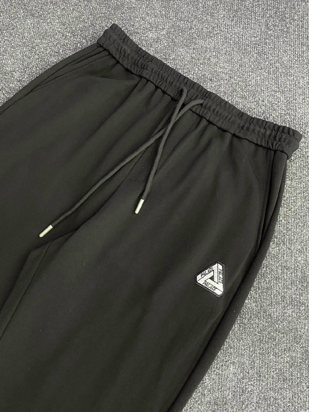 штаны спортивные,спортивные мужские штаны,одежда штаны,брюки спортивные kappa,брюки спортивные мужские