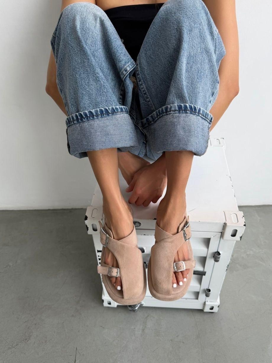 ,модные шлепанцы,мюли замшевые,шлепанцы женские,сабо женский