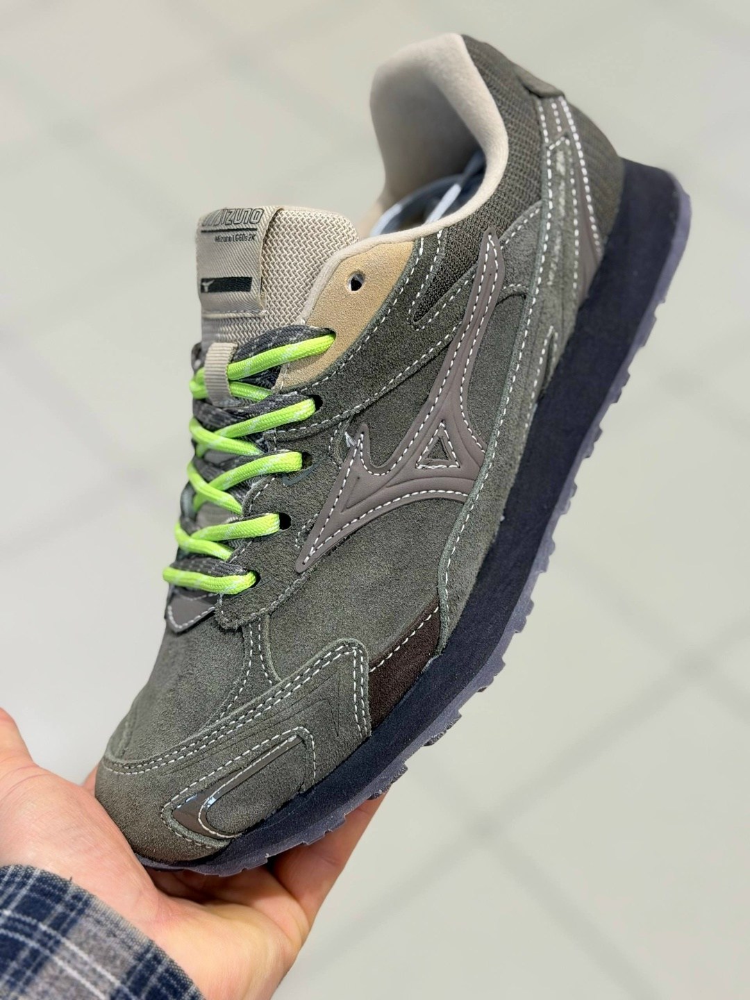 кроссовки wave rider beta mizuno бежевый,кроссовки mizuno,женские кроссовки mizuno,кроссовки,кроссовки mizuno wave