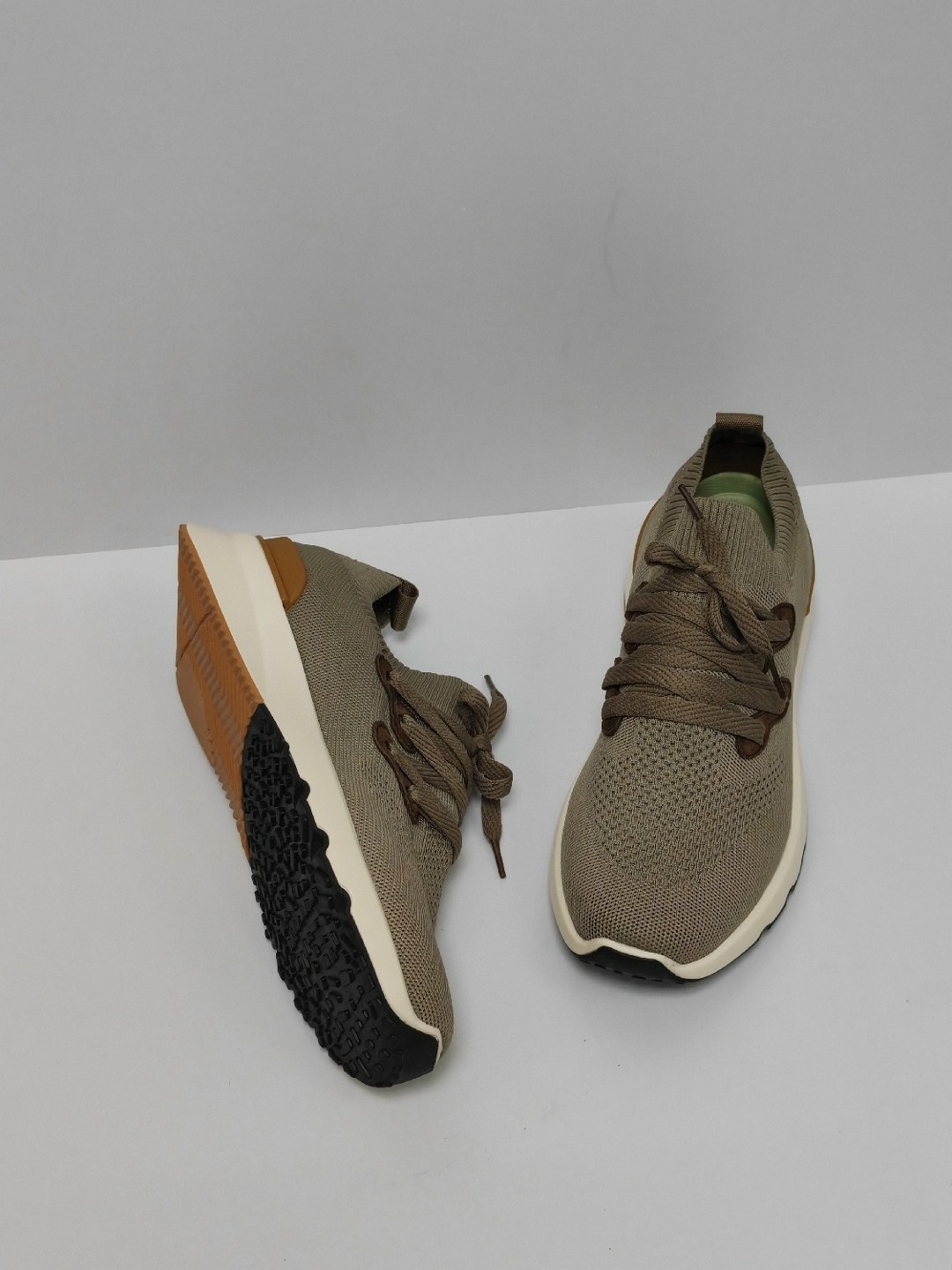 ,кроссовки женскиe,повседневные кроссовки,кроссовки тамарис зеленые,мужские кроссовки