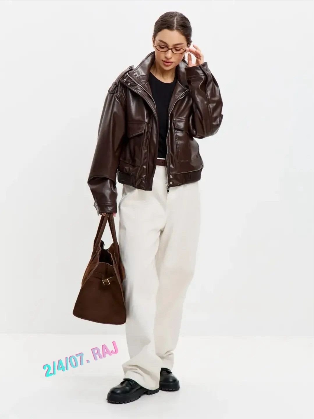 кожаная куртка,куртка бомбер,куртка кожаная женская,женская куртка,куртка бомбер кожаная