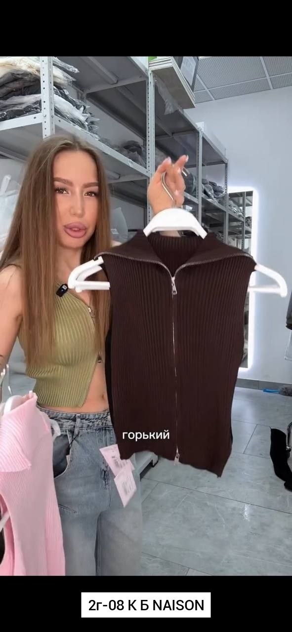 женский вязаный жилет,вязаные жилеты,кофта женская,жилетка женская,трикотажный жилет