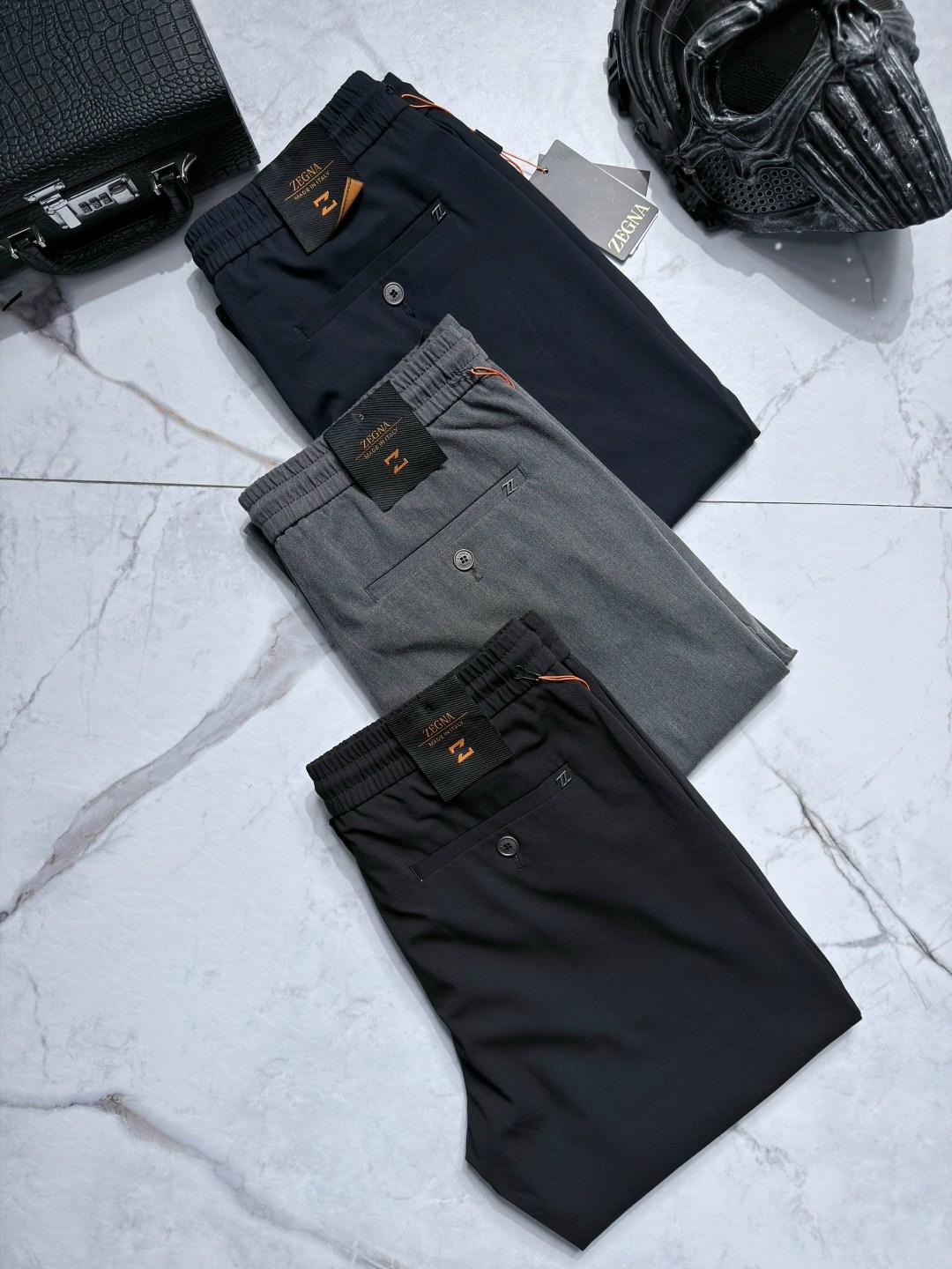 брюки зауженные,мужские брюки,классические брюки,брендовые брюки,спортивные брюки