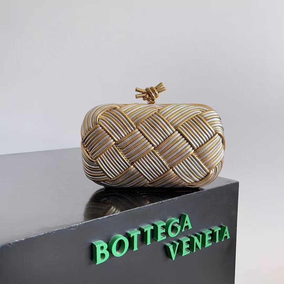 клатч bottega veneta,bottega veneta сумка,клатч боттега венета женские,клатч,bottega veneta