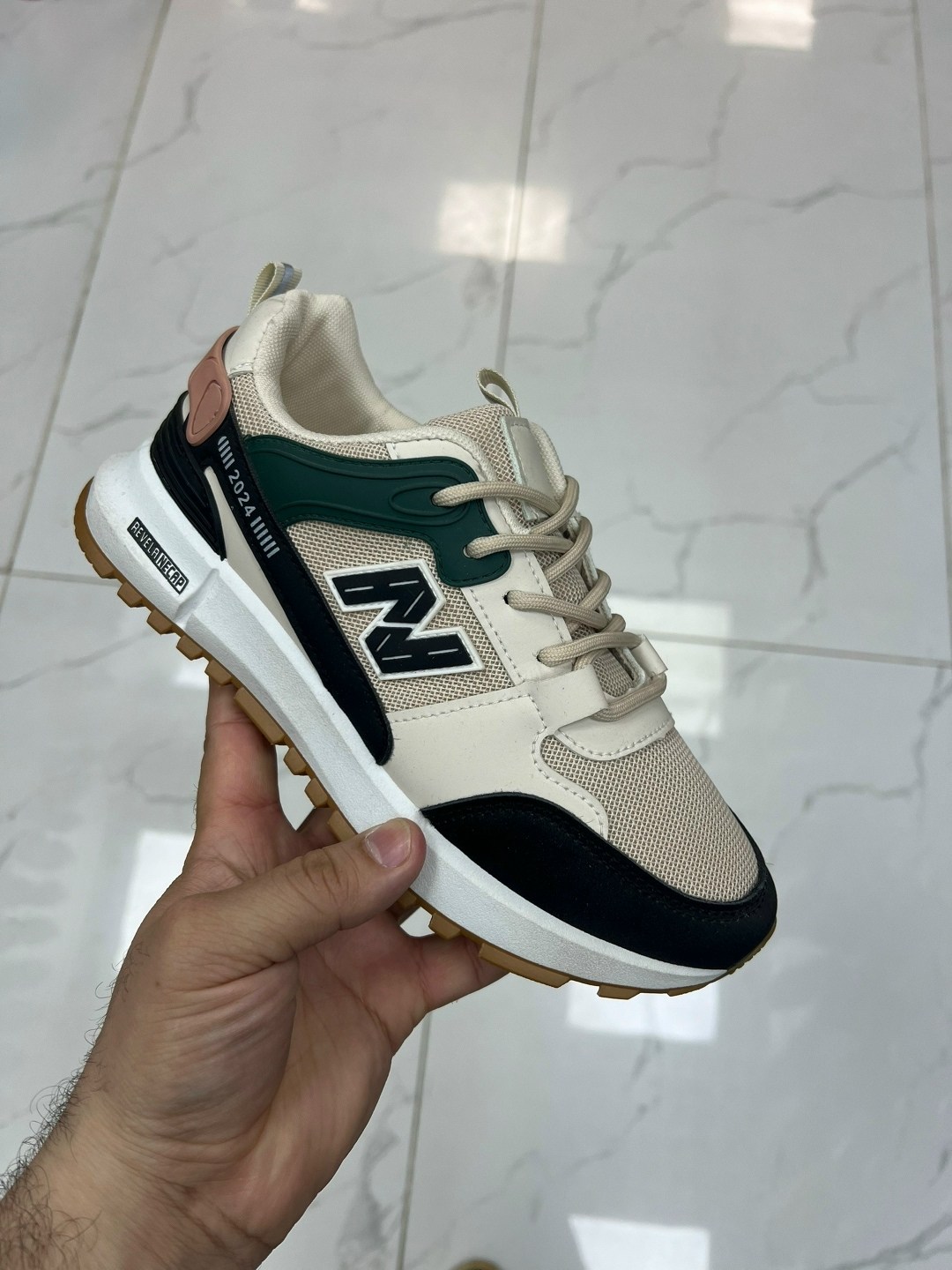 кроссовки женскиe,кроссовки,кроссовки для женщин,кроссовка,спортивная