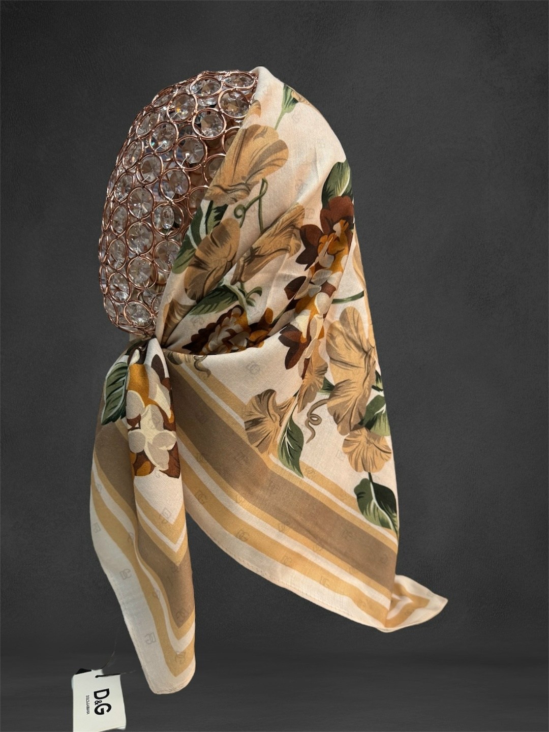 шелковый шарф,шелковые платки,шарфы и платки,платки женские,платок с принтом