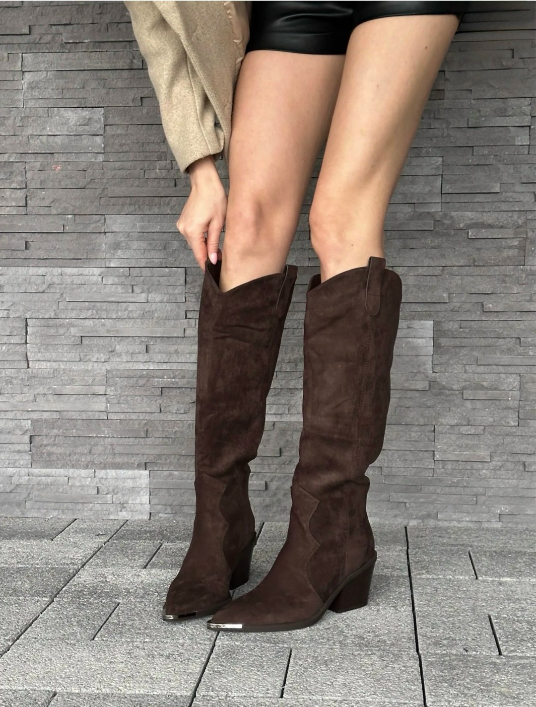 сапоги казаки высокие натуральная замша демисезонные,сапоги,сапоги казаки,замшевые натуральные сапоги казаки на каблуке демисезонные,замшевые сапоги denvee до колена isabel marant коричневый
