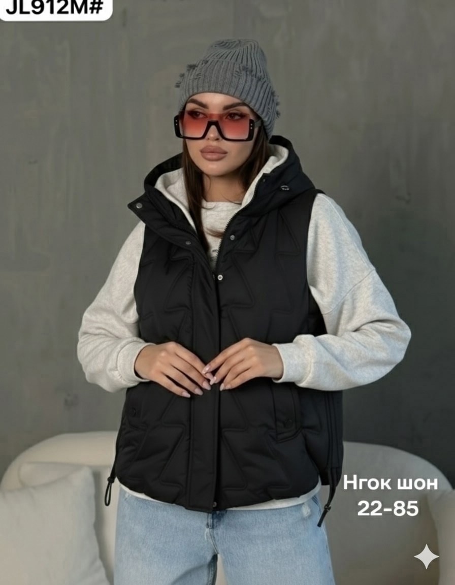 жилетка женская,жилет женский,жилет болоневый женский,жилет утепленный женский,жилетка с капюшоном