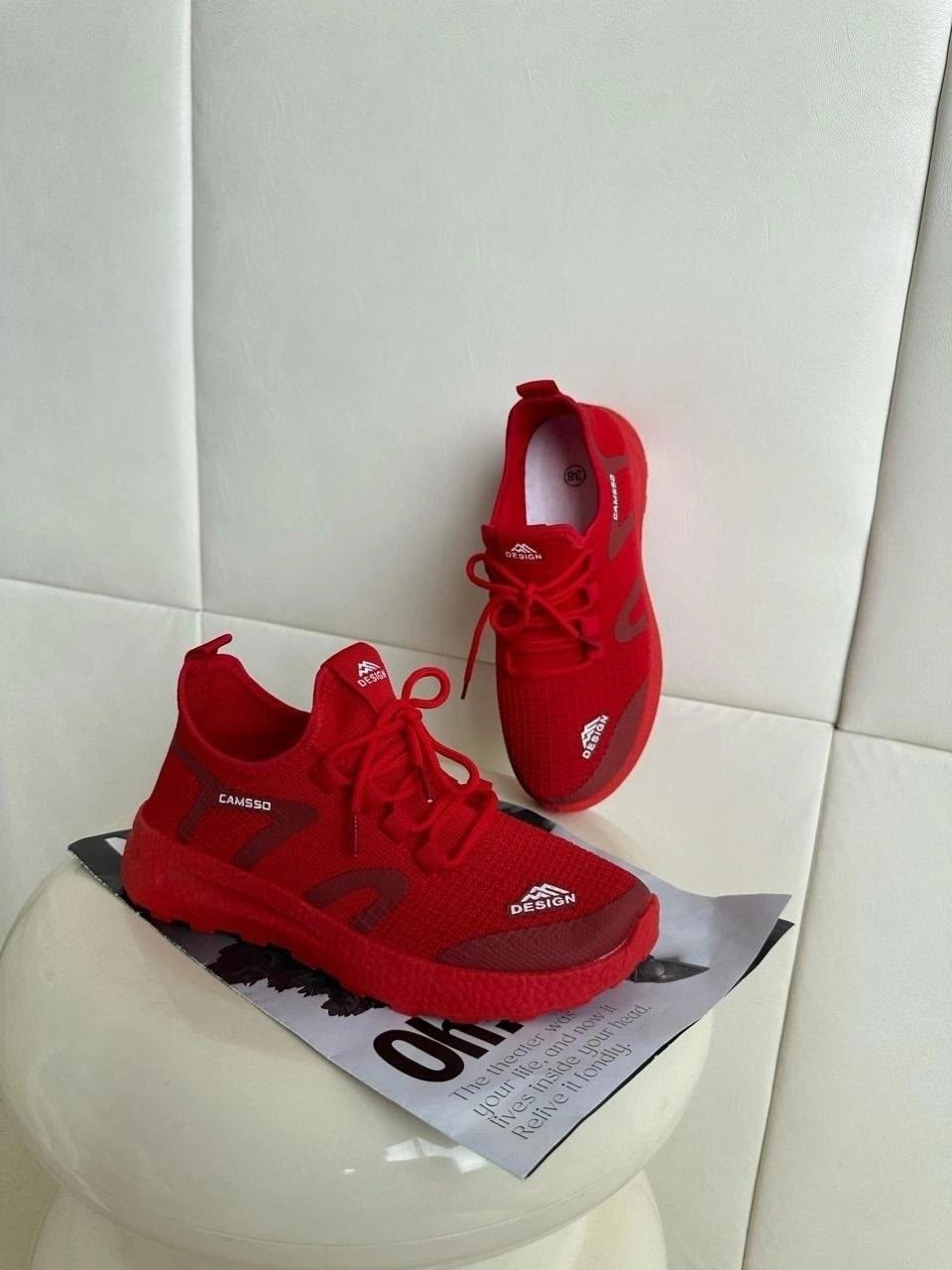 спортивная ,детские кроссовки,дышащие кроссовки,кроссовки красные,спортивные кроссовки