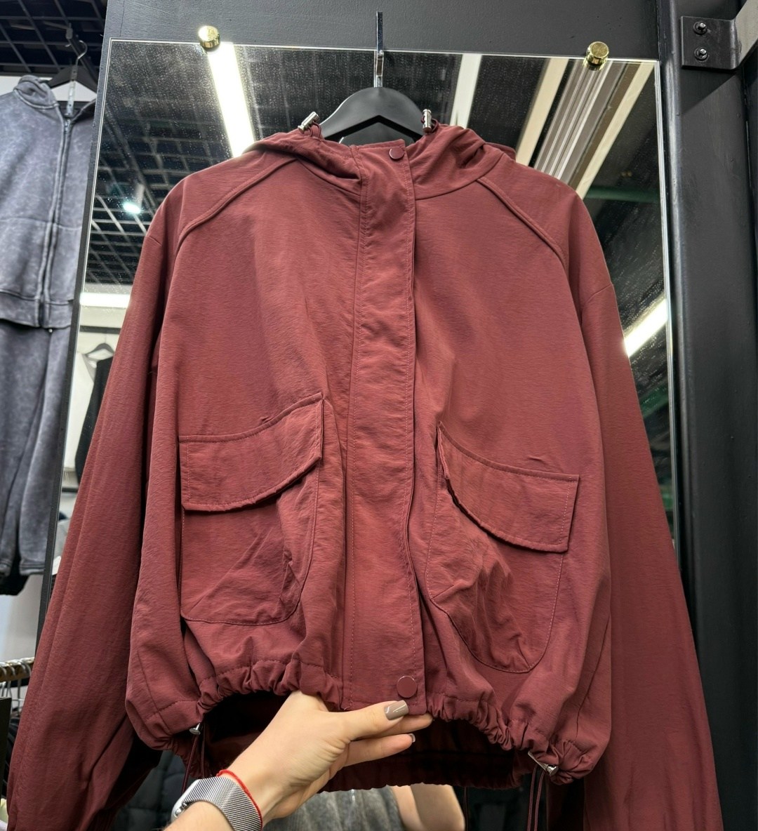 ветровка женская,ветровка,повседневная куртка,модные ветровки 2025 женские,модные ветровки 2025