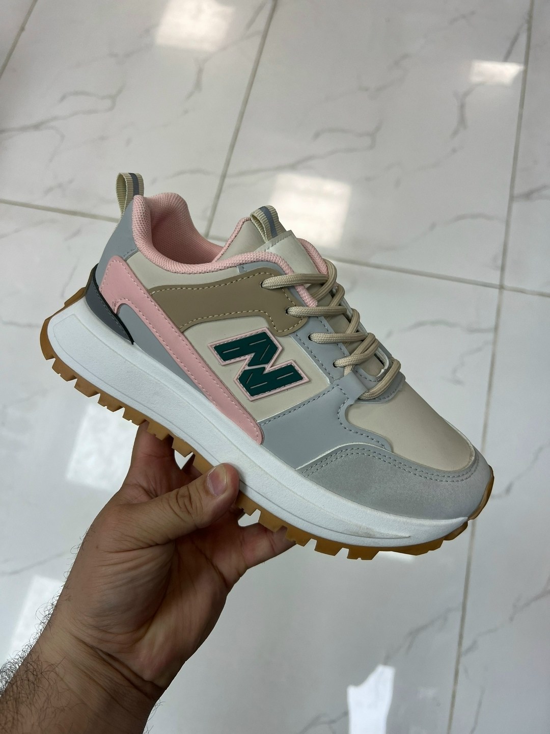 кроссовки женскиe,кроссовки,кроссовки для женщин,кроссовка,спортивная