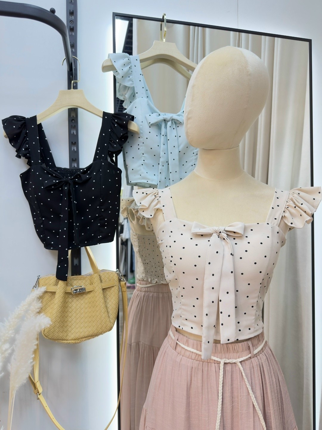 летние топы,модные наряды,кроп топ,короткая блузка