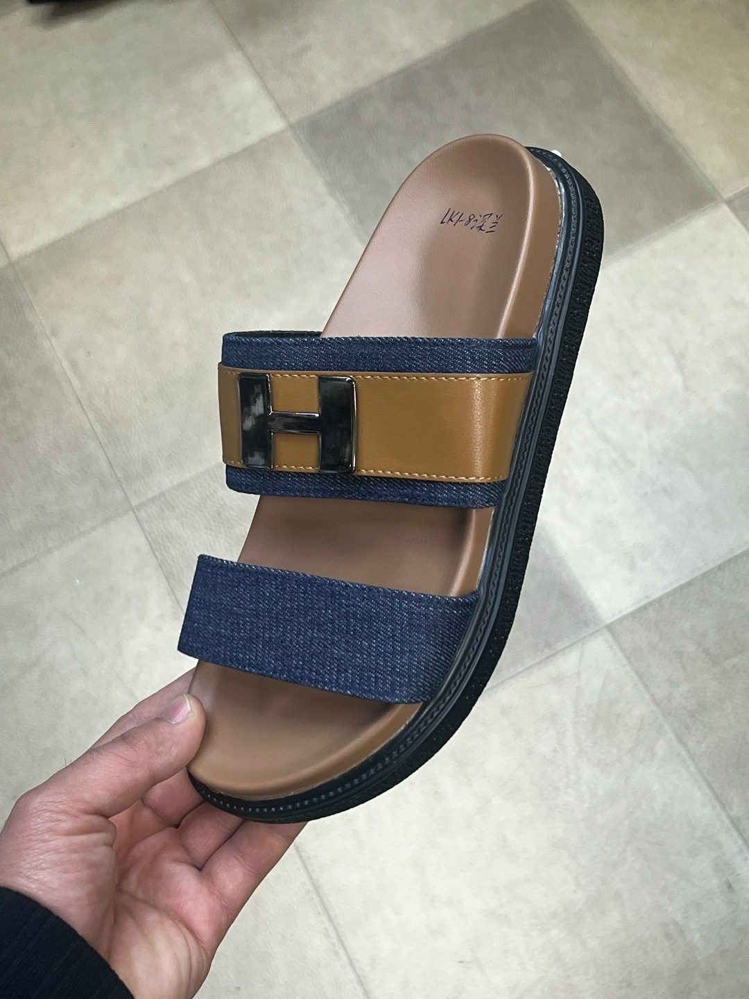 мужские шлепанцы,,тапки гермес мужские,сандалии модные,мужская сандалия