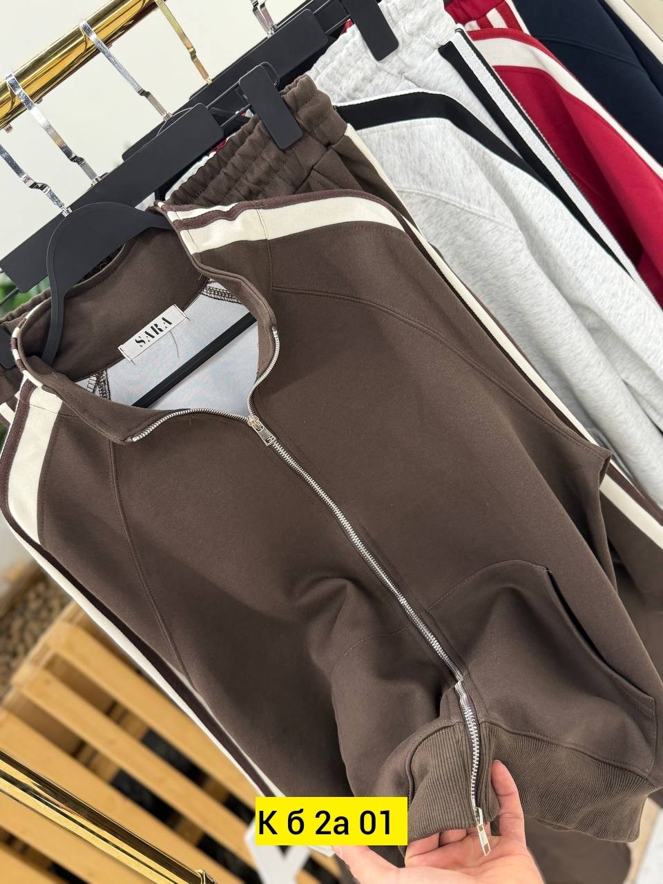 толстовка женская,спортивные женские костюмы,женский костюм,толстовка для женщин,стильные костюмы