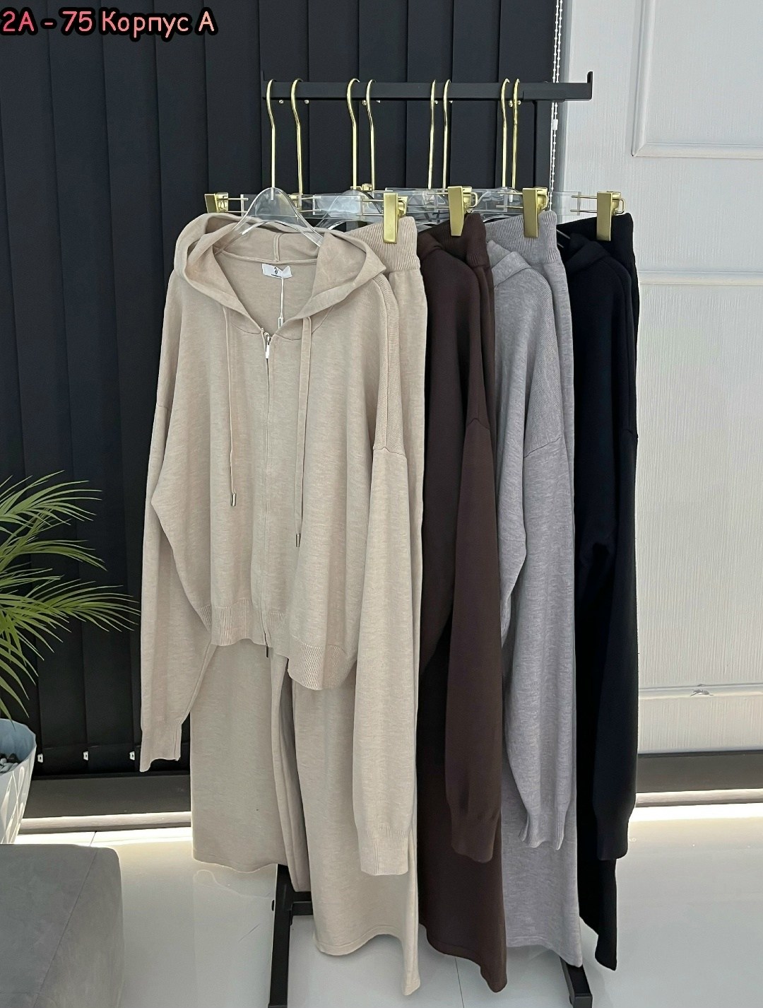 костюм женский,костюм трикотажный,кашемировый костюм loro piana,костюм двойка кашемир,женский костюм на флисе