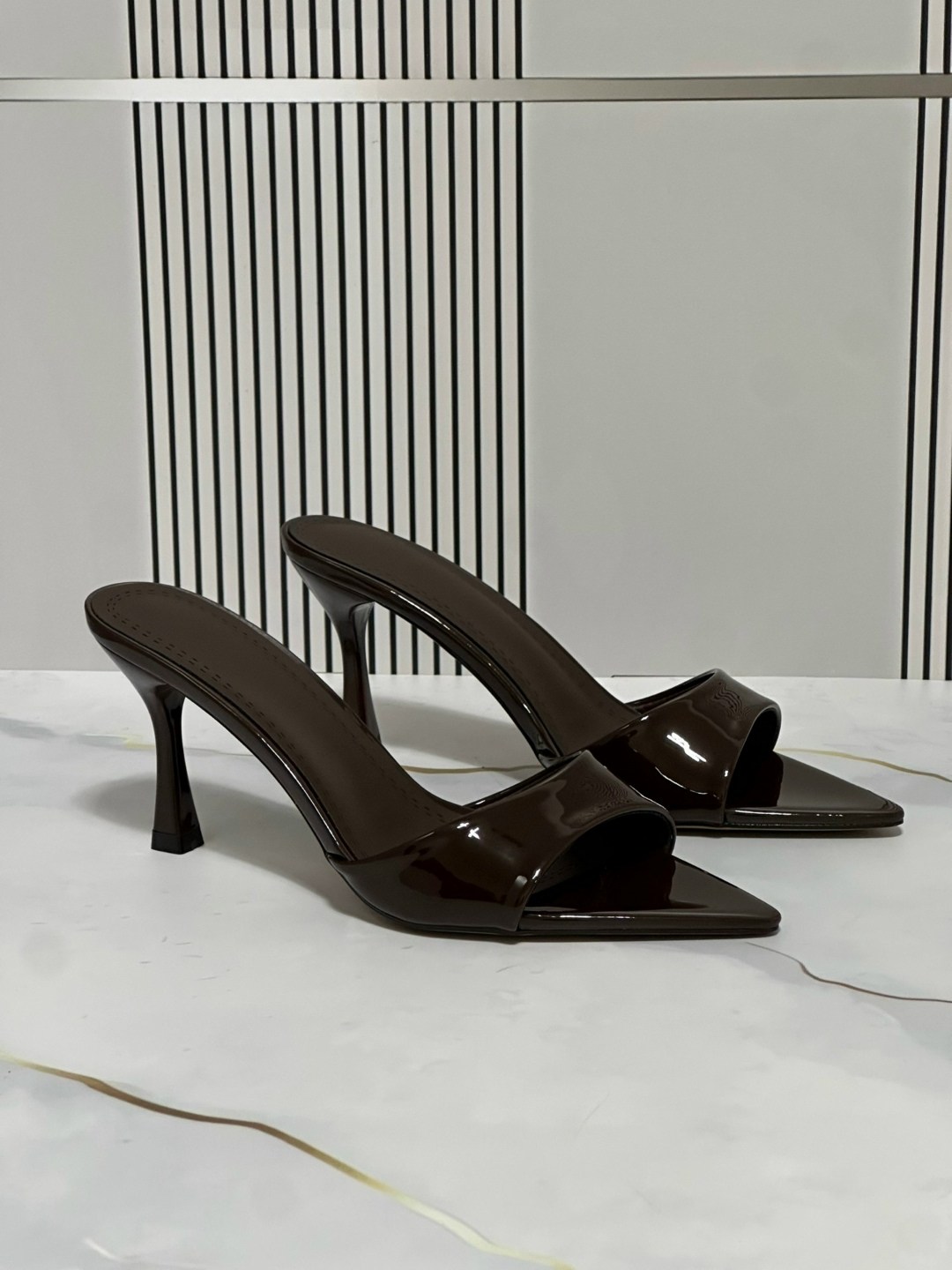 босоножки на каблуках,туфли босоножки,лакированные женские туфли на высоком каблуке,туфли-лодочки женские на высоком каблуке,туфли каблук