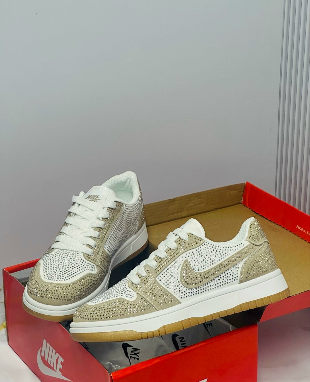 кроссовки,спортивная ,кроссовки женскиe,nike air force 1, женская