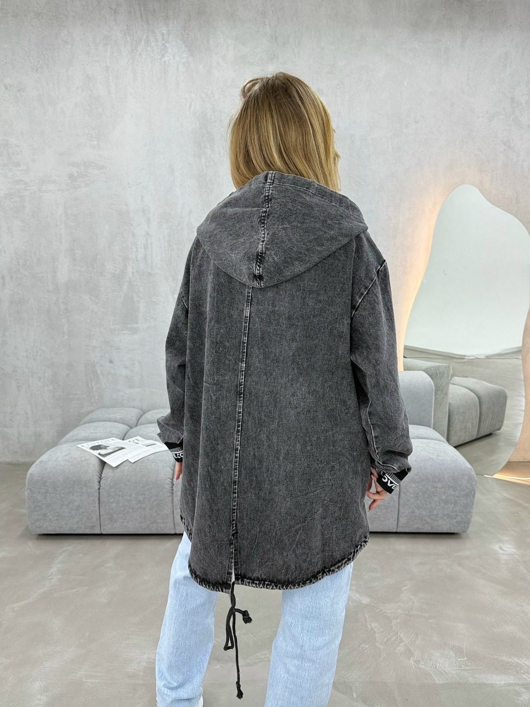 джинсовая куртка женская,джинсовая куртка,джинсовая куртка оверсайз с капюшоном,джинсовая куртка с капюшоном,джинсовая куртка удлиненная