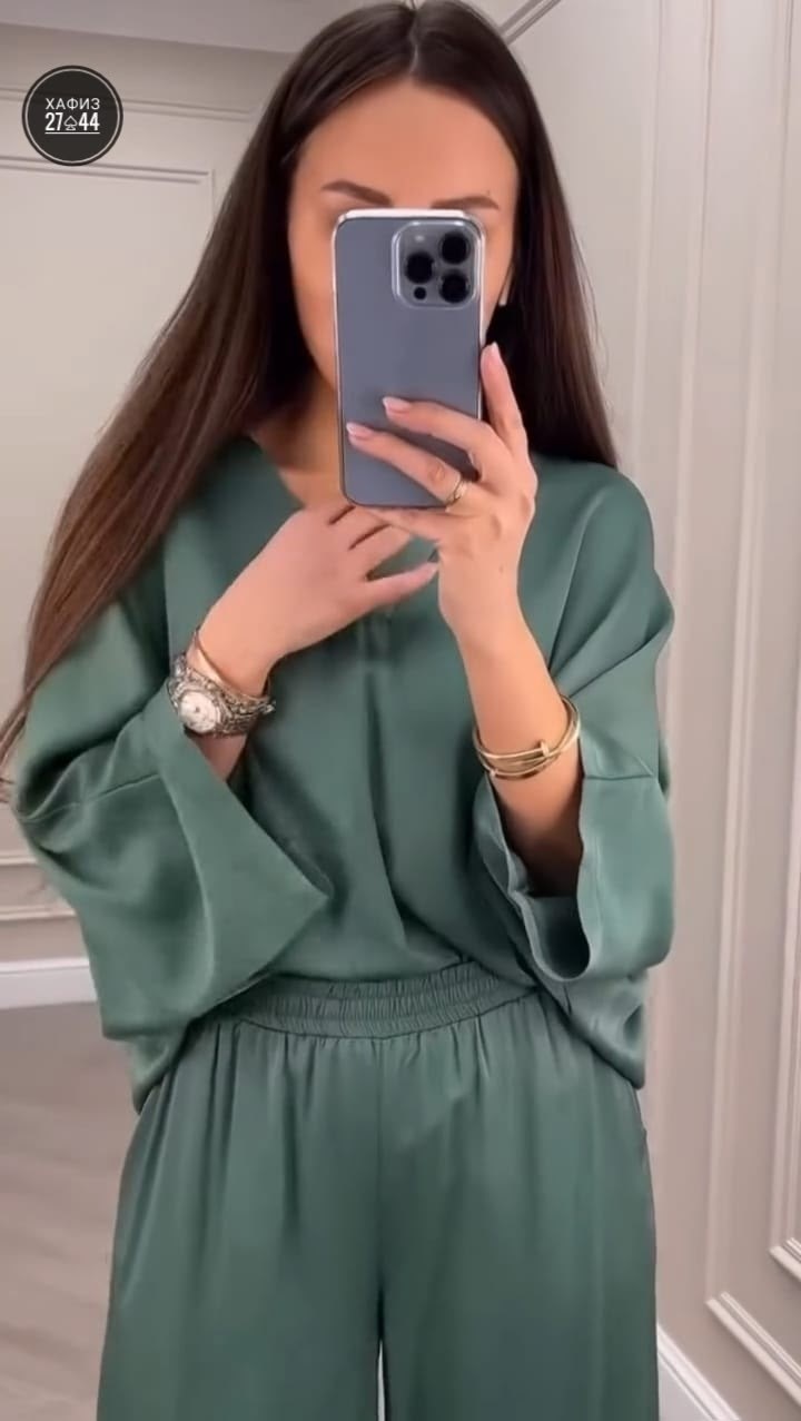 женский костюм,брючные костюмы женские,женский однотонный костюм с круглым вырезом и рукавом "летучая мышь",костюм с жакетом и брюками