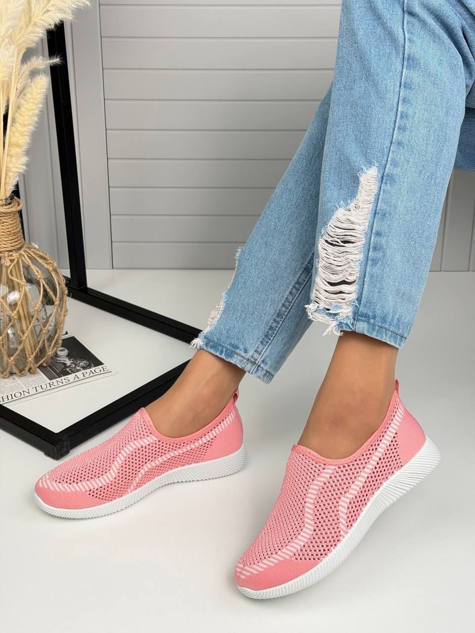 ,женские кроссовки,женские слипоны,спортивная ,женская