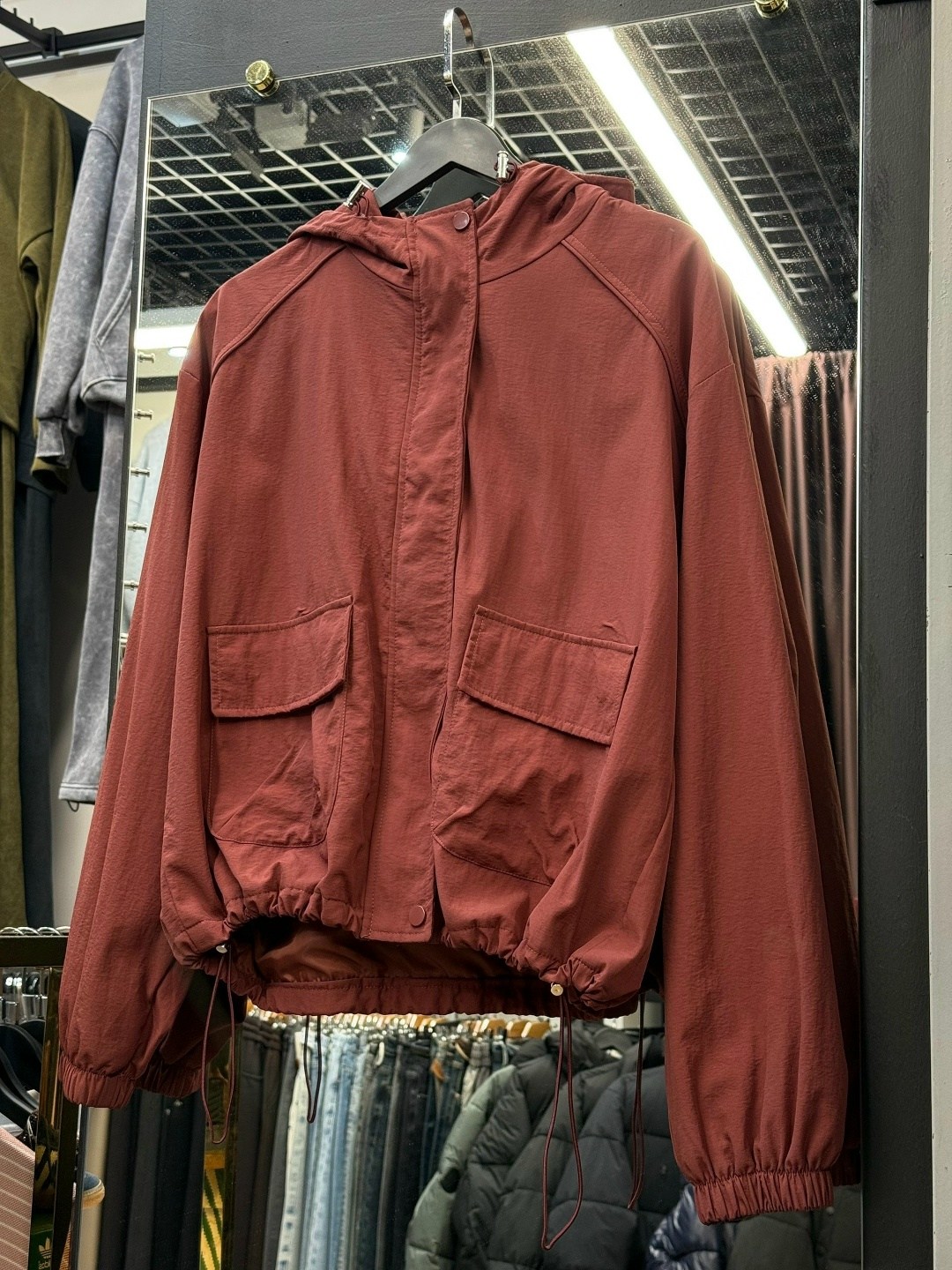 ветровка женская,ветровка,повседневная куртка,модные ветровки 2025 женские,модные ветровки 2025