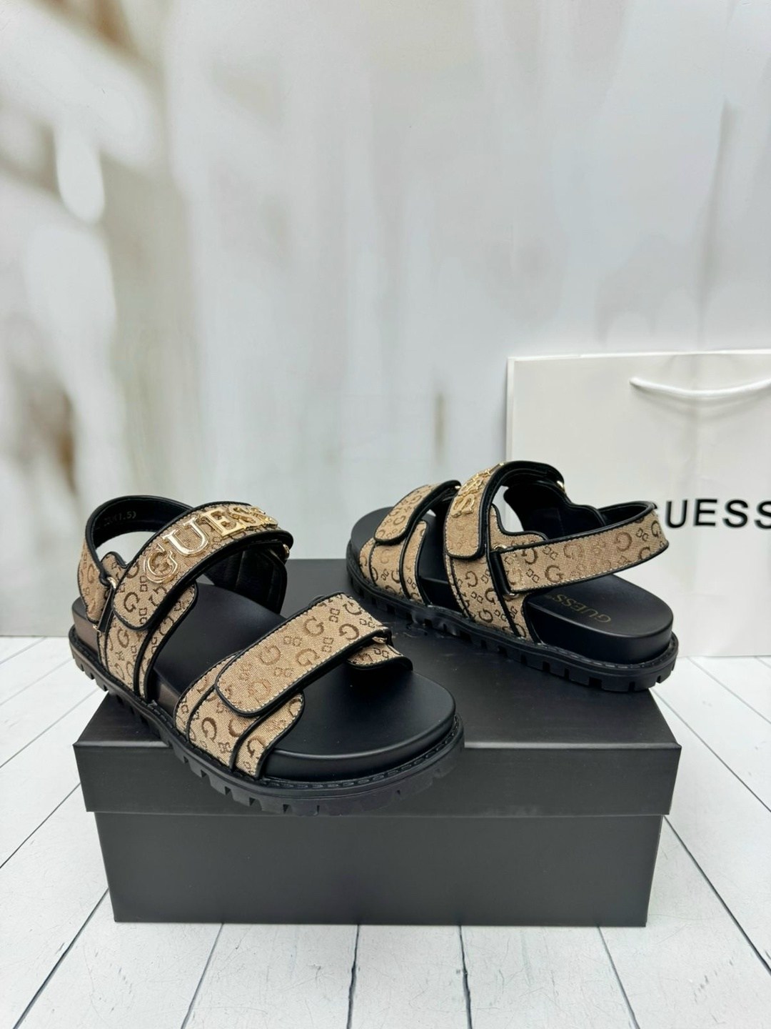 сандалии gucci,босоножки gucci,сандали гуччи женские,сандалии,сандали