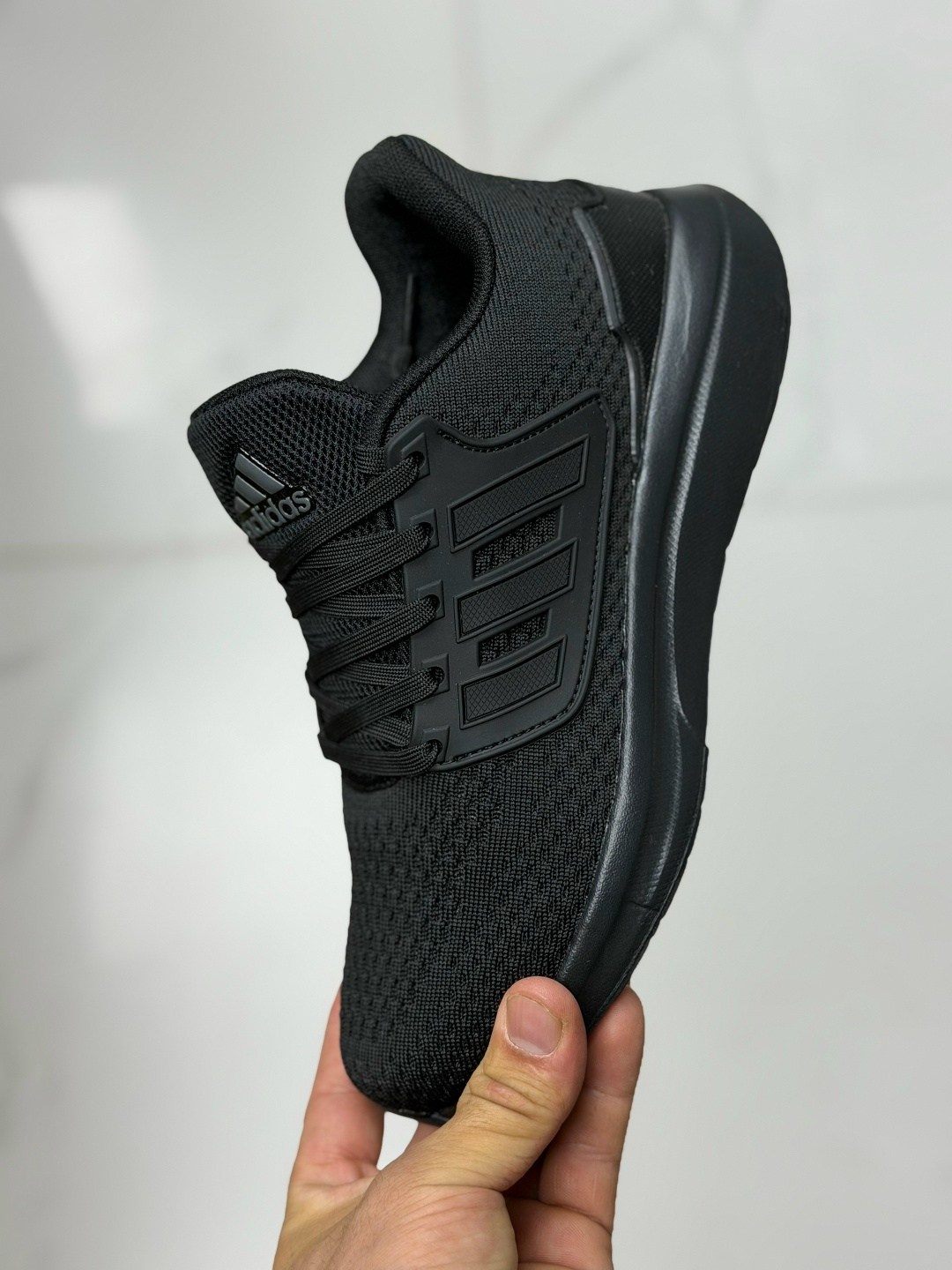 кроссовки adidas,кроссовки женские adidas,кроссовки,кроссовки мужские женские adidas,adidas ultra boost