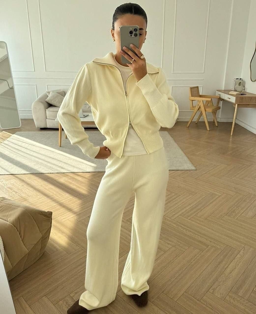 костюм двойка кашемир,костюм двойка трикотаж,костюм-двойка,loro piana кашемировый костюм,женский костюм