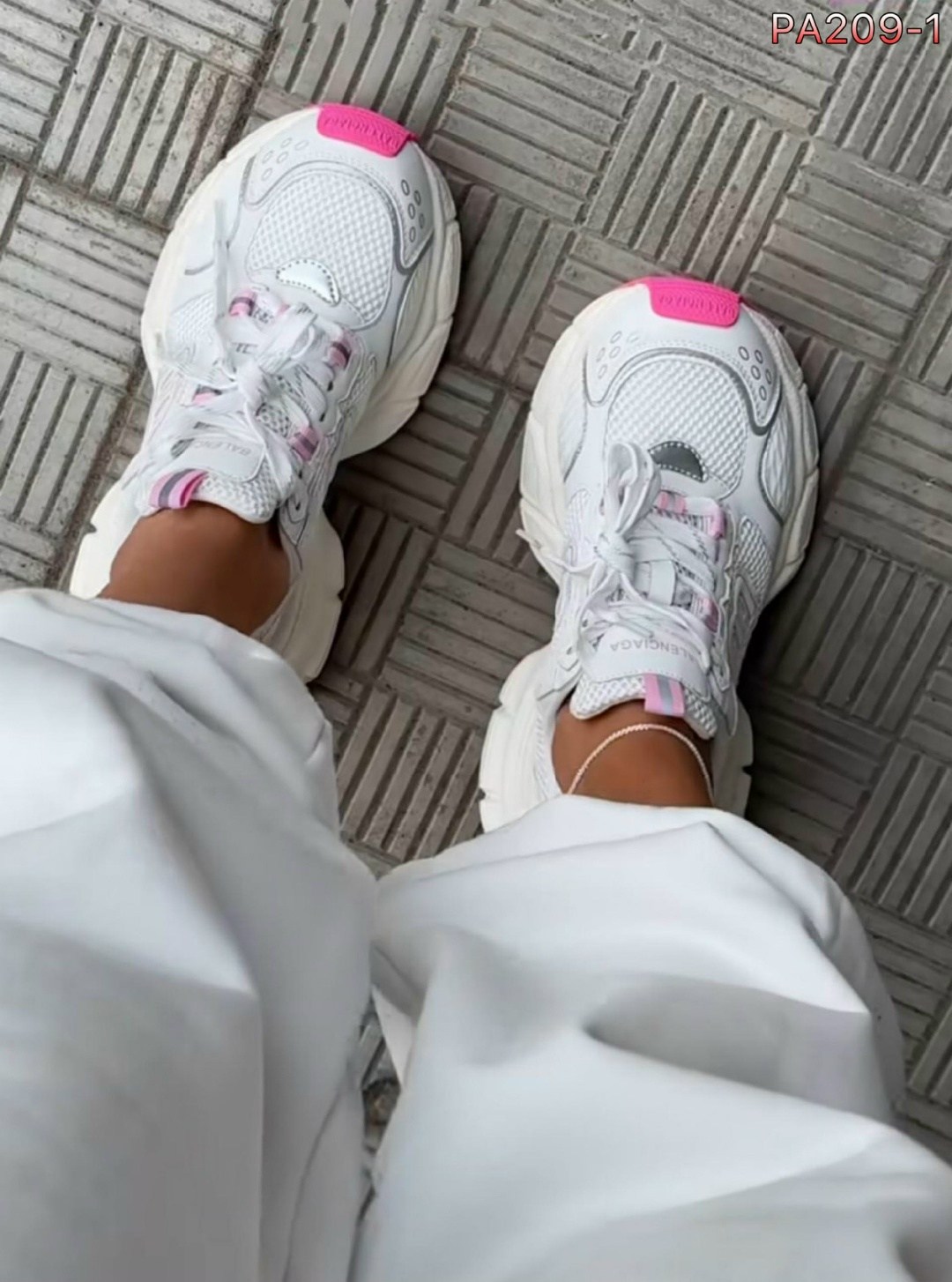 кроссовки женские balenciaga,balenciaga кроссовки оригинал розовые,кроссовки баленсиага женские розовые,кроссовки баленсиага женские,кроссовки баленсиага женские оригинал