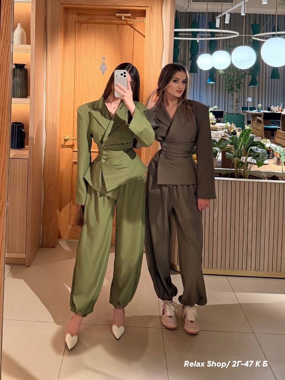 брючный костюм,брючный костюм женский,элегантный брючный костюм,атласный брючный костюм,женский костюм