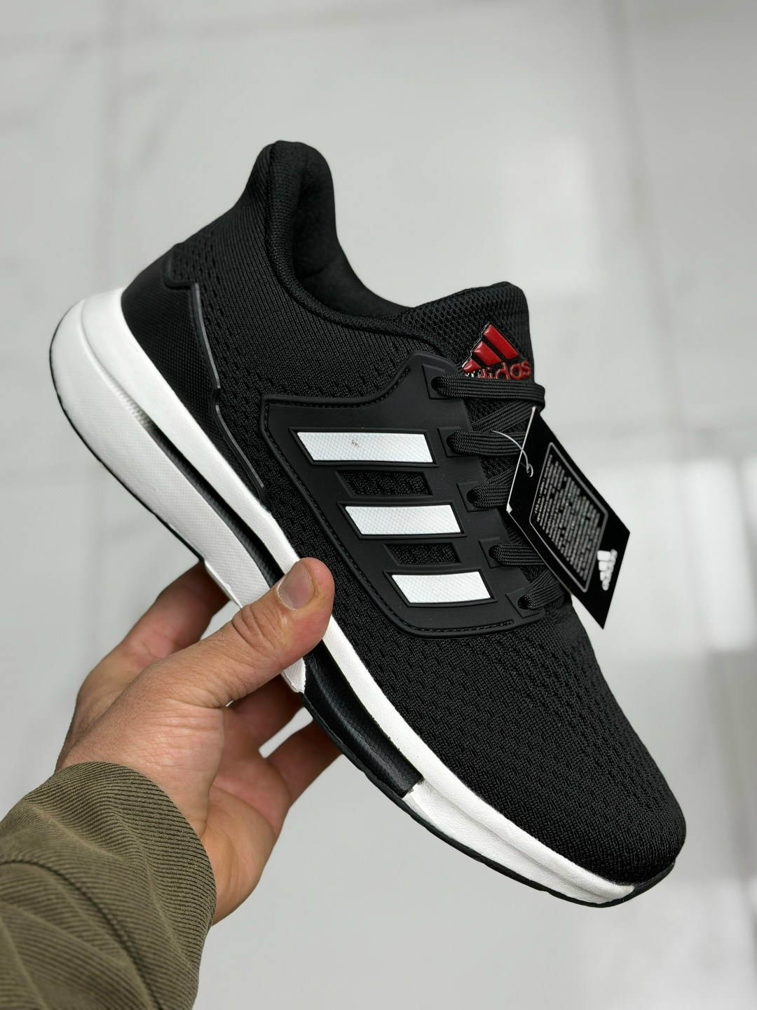 кроссовки мужские adidas,кроссовки adidas,дышащие кроссовки адидас,кроссовки мужские женские adidas,кроссовки адидас