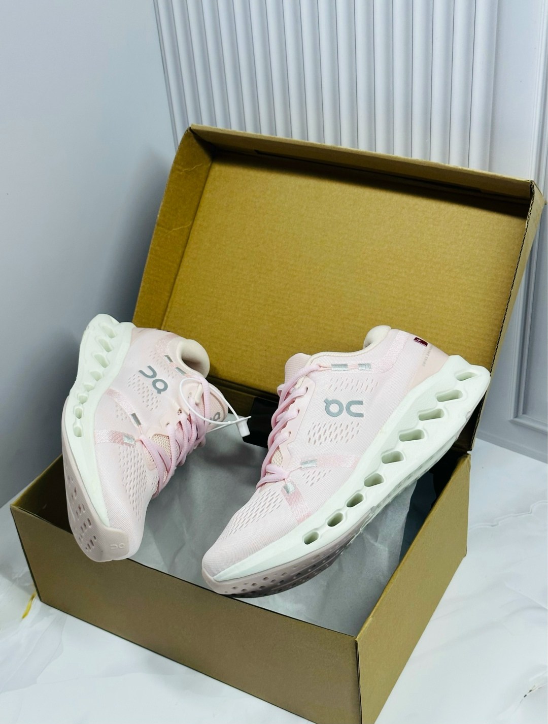 кроссовки,женские кроссовки,кроссовки cloud,спортивная ,повседневные кроссовки