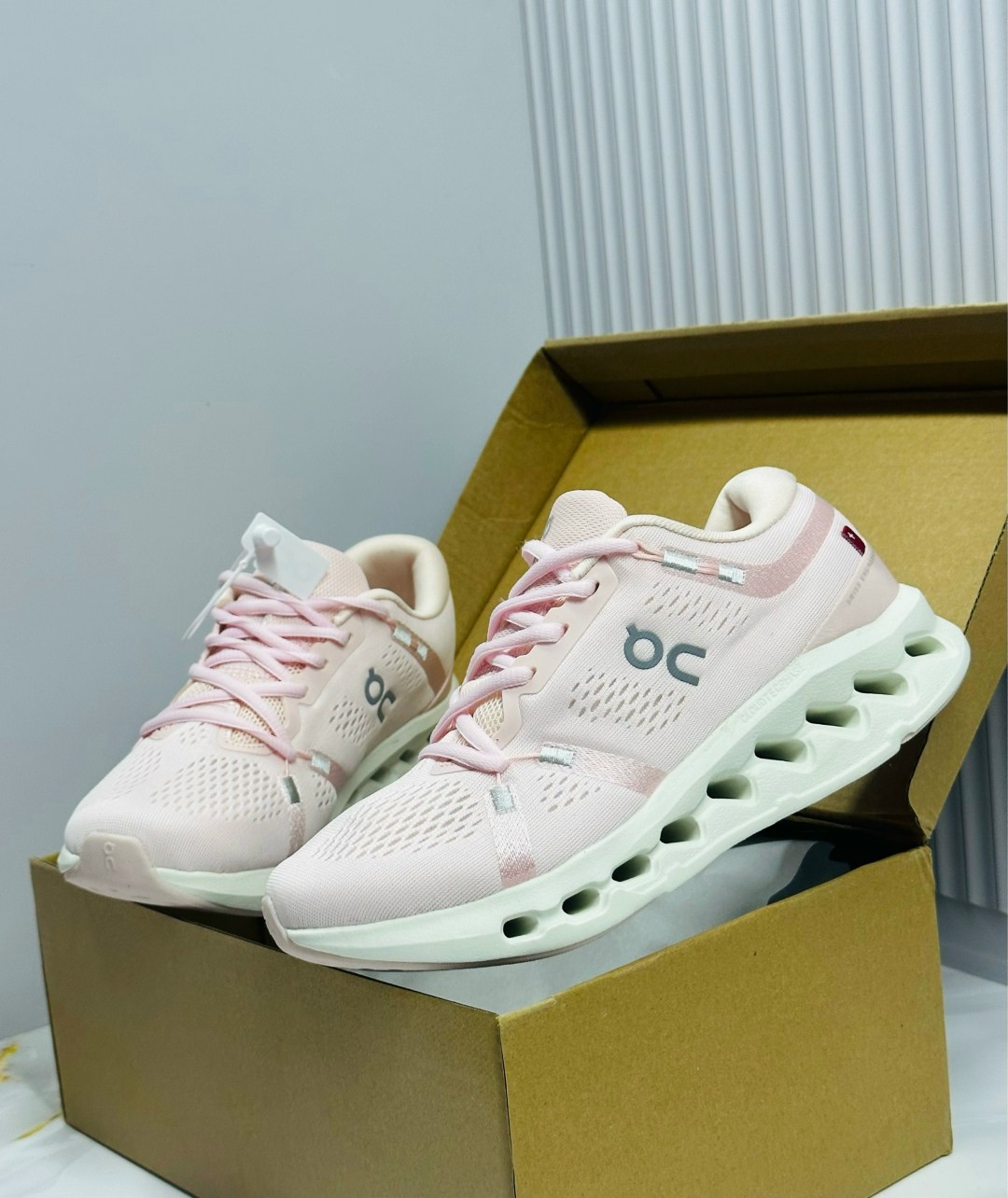 кроссовки,женские кроссовки,кроссовки cloud,спортивная ,повседневные кроссовки