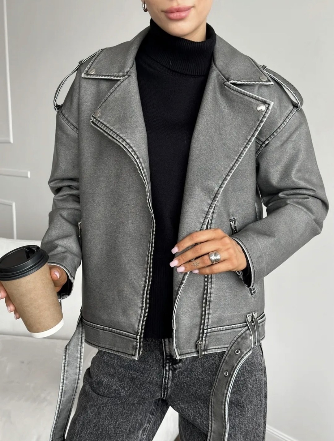 косуха винтажная куртка кожаная oversize серая monyken,косуха серая винтажная куртка кожаная оверсайз aftfbasic,косуха куртка,косуха кожаная куртка оверсайз демисезонная,женская куртка косуха