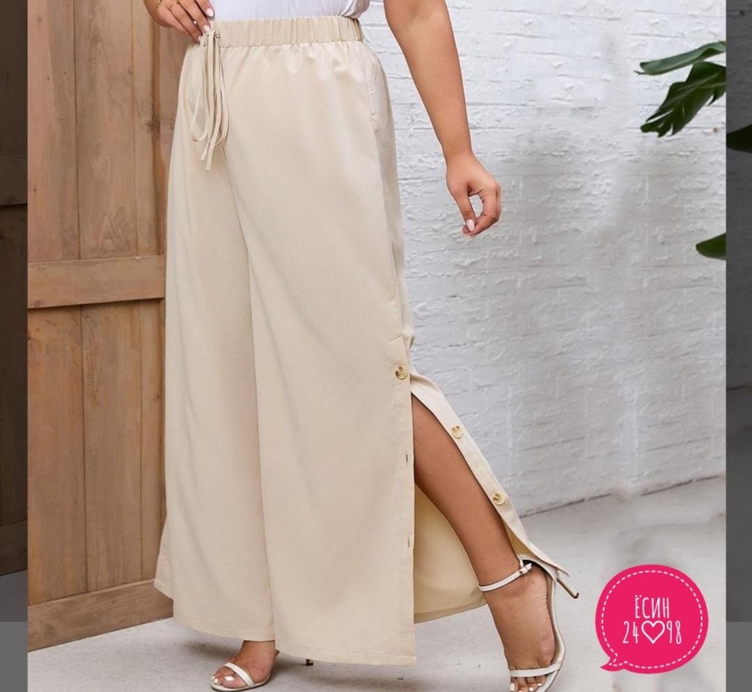 брюки женские с широкими штанинами и разрезом на пуговицах,брюки женские с широкими штанинами, эластичная талия, много пуговиц,женские широкие брюки с несколькими пуговицами,женские брюки с широкими ш