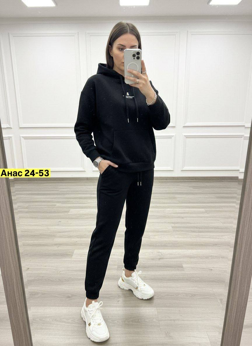 спортивные костюмы женские,cпортивный костюм женский на флисе,женский костюм на флисе,образ с зеленым спортивным костюмом,костюм на флисе