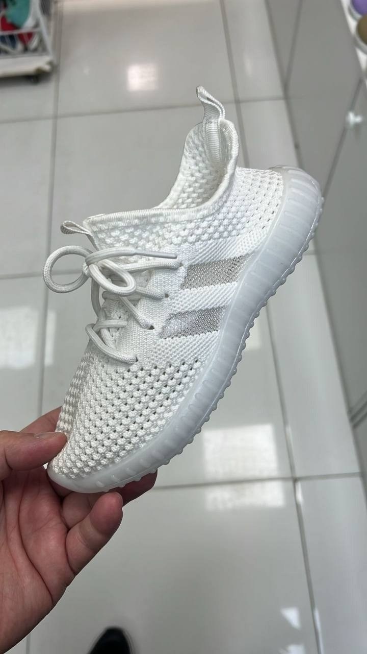 кроссовки изики,кроссовки,женские кроссовки,кроссовки изи,детские кроссовки