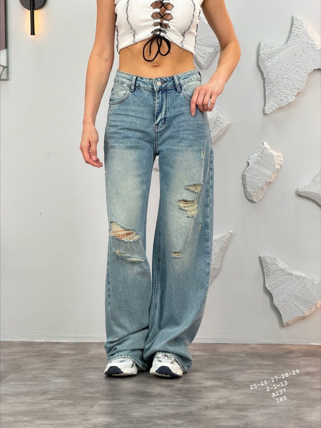 стильные джинсы,широкие джинсы,джинсы женские,джинсы модные,джинсы