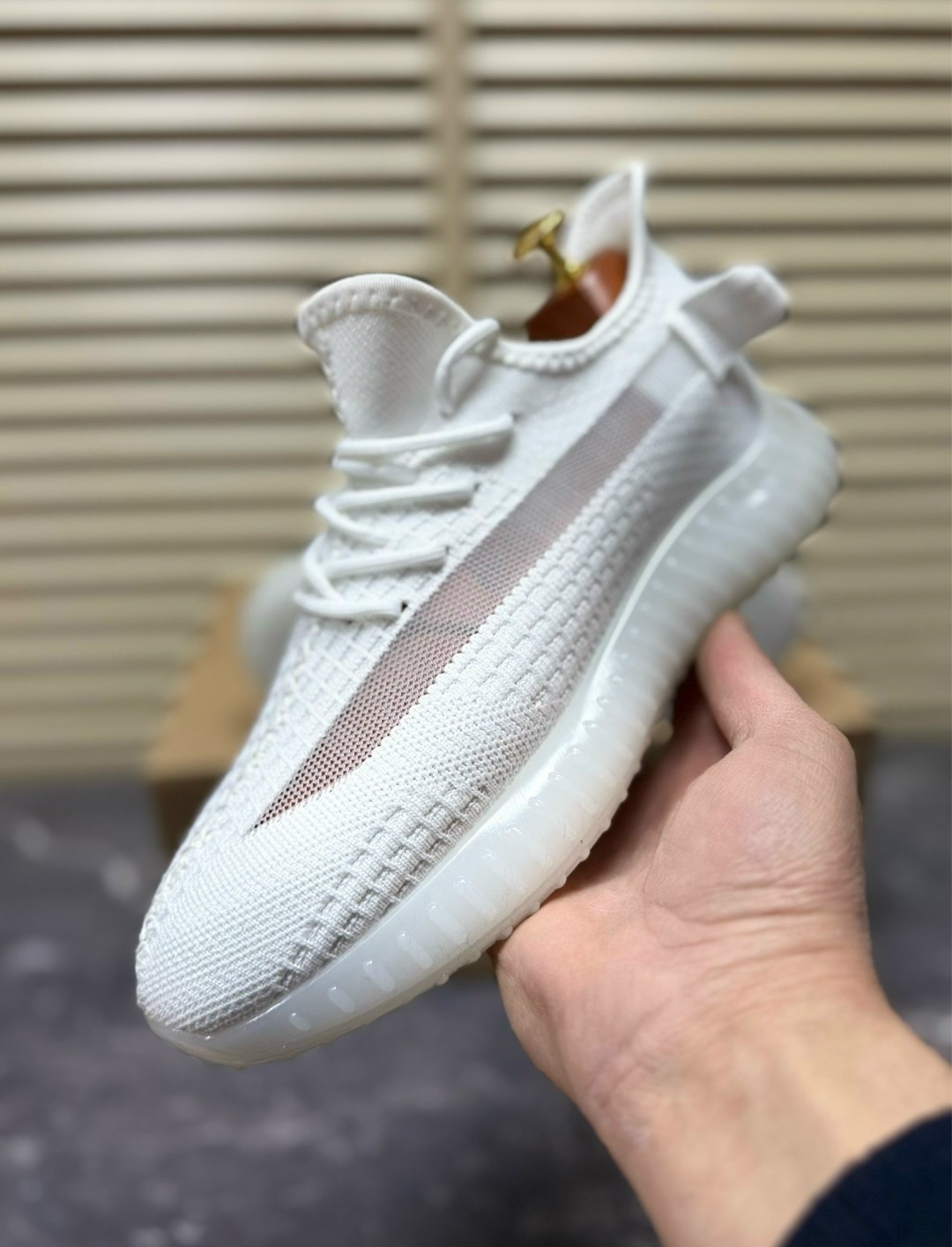кроссовки adidas yeezy boost 350,кроссовки adidas yeezy boost,кроссовки adidas yeezy 350 boost v2 triple white,кроссовки адидас изи белые,кроссовки