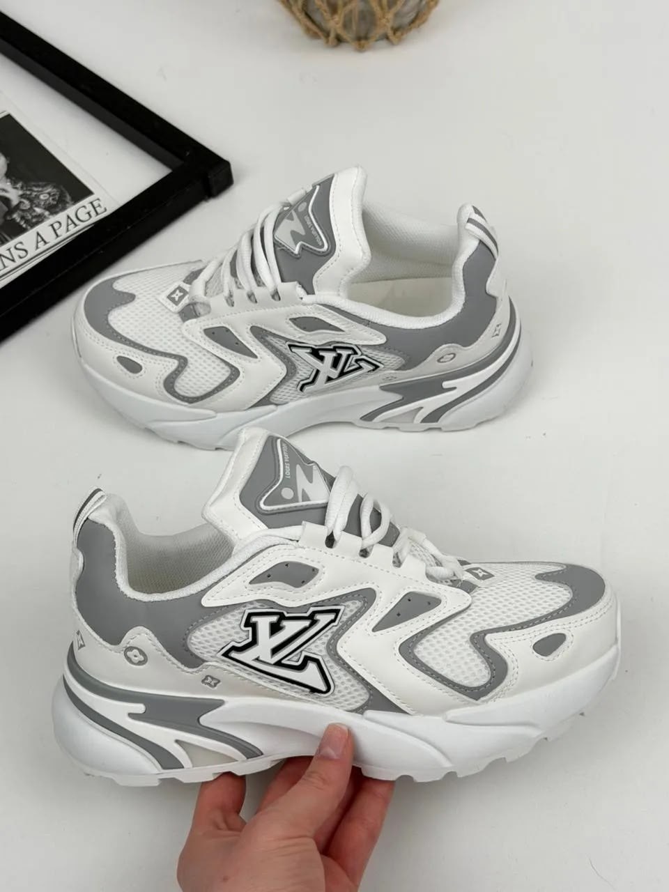 кроссовки louis vuitton runner,луи виттон кроссовки женские,кроссовки louis vuitton,женские кроссовки,кроссовки louis vuitton runner мужские