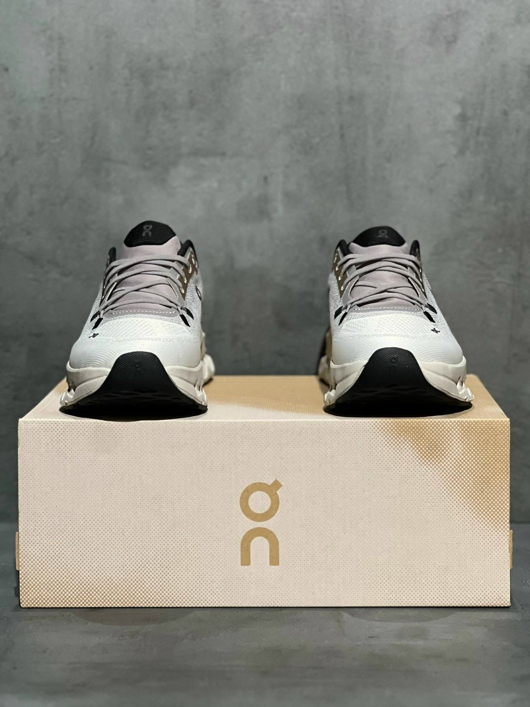 on cloudtilt кроссовки,кроссовки,,дышащие кроссовки,кроссовки cпортивные