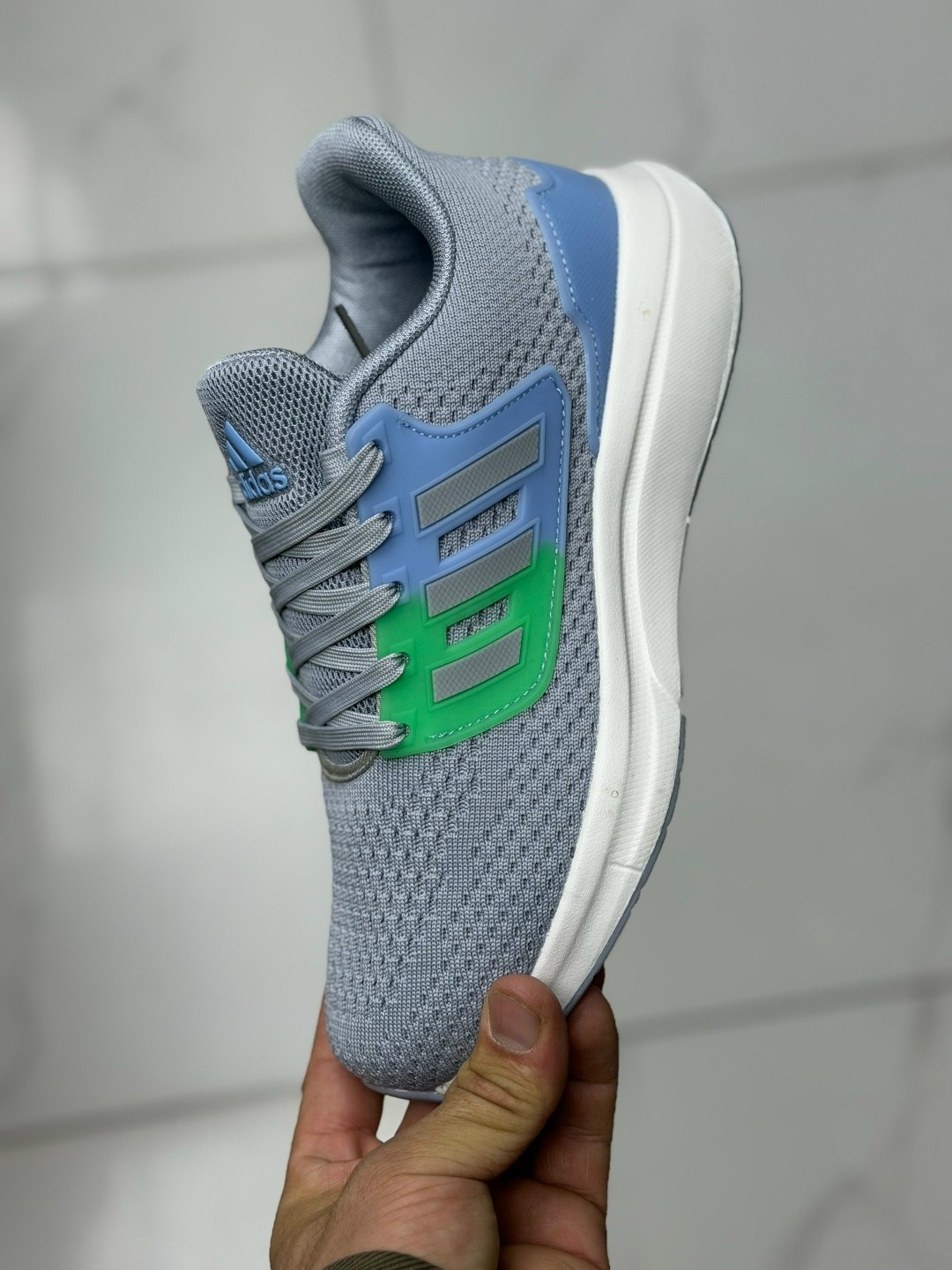 кроссовки adidas,кроссовки женские adidas,кроссовки,кроссовки мужские женские adidas,adidas ultra boost