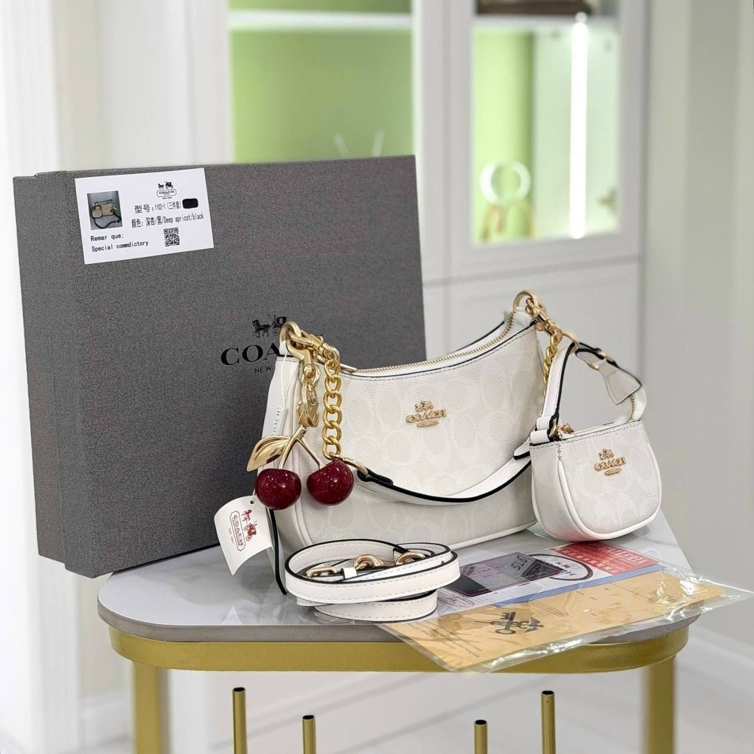 женская сумка coach,сумка coach,сумка через плечо coach,сумка coach белая летняя,сумка coach teri белая кожаная
