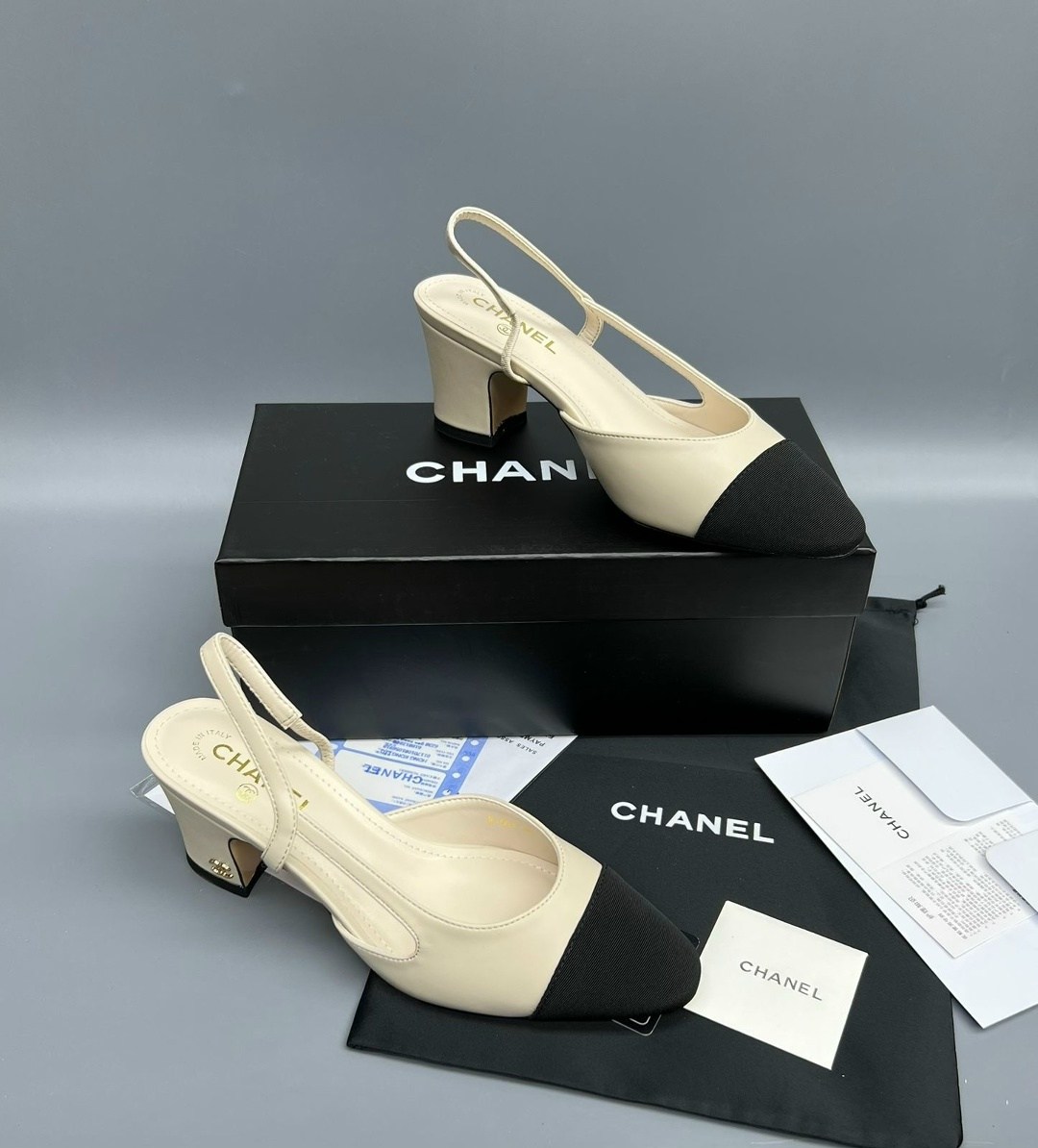 босоножки chanel,туфли chanel,кожаные белые слингбэки chanel на высоком каблуке,кожаные белые босоножки chanel на среднем каблуке,босоножки шанель бежевые