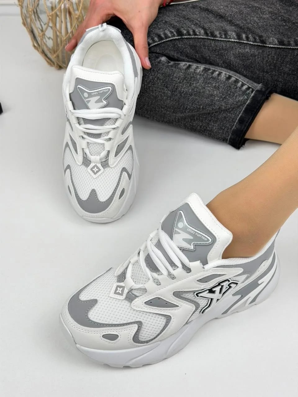 кроссовки louis vuitton runner,луи виттон кроссовки женские,кроссовки louis vuitton,женские кроссовки,кроссовки louis vuitton runner мужские