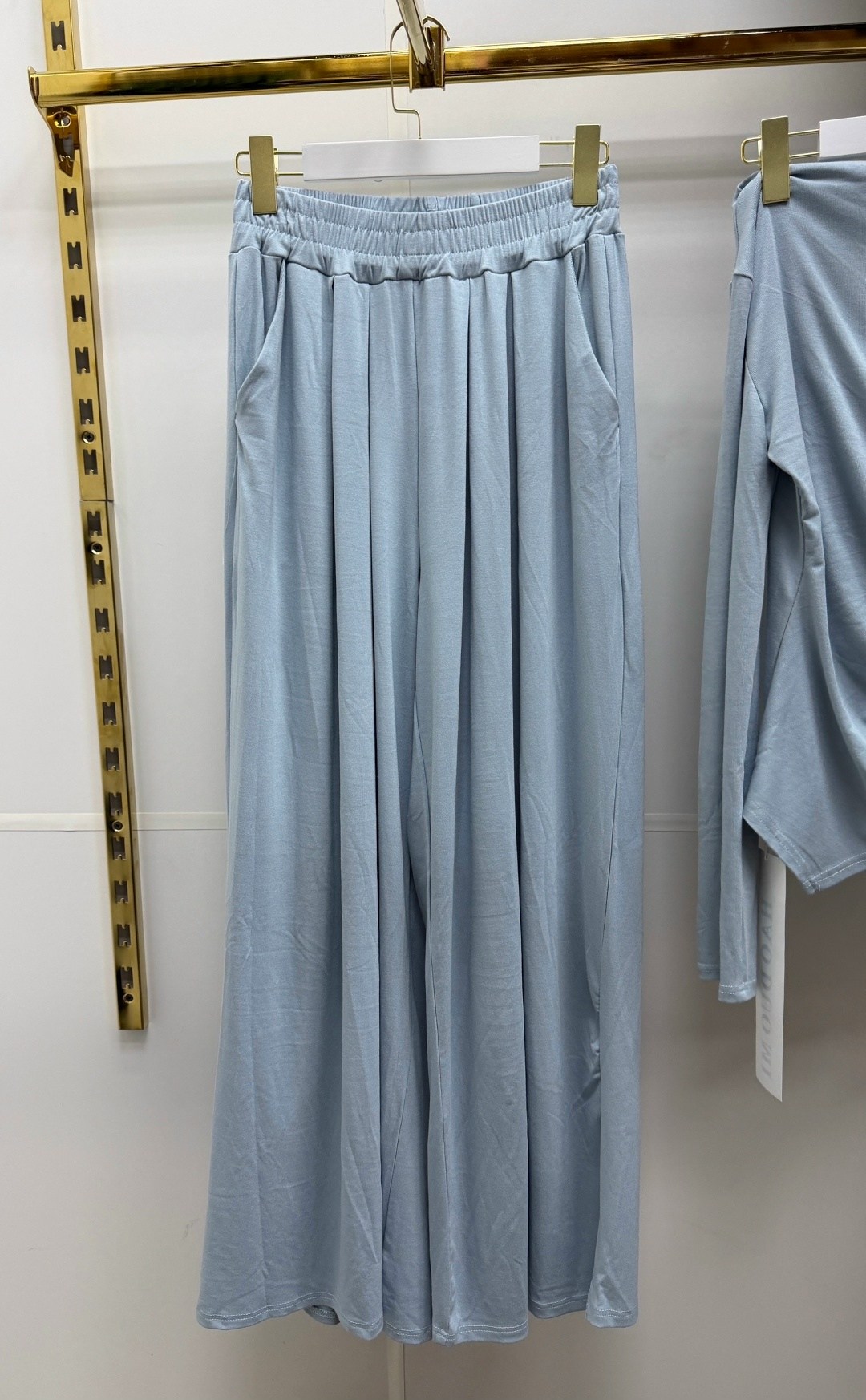 костюм с брюками,трикотажные костюмы,брюки широкие,костюм женский тройка,одежда для женщин