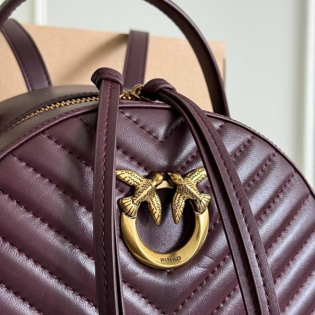 рюкзак женский pinko,рюкзак pinko,рюкзак pinko черный,женский рюкзак,кожаные рюкзаки